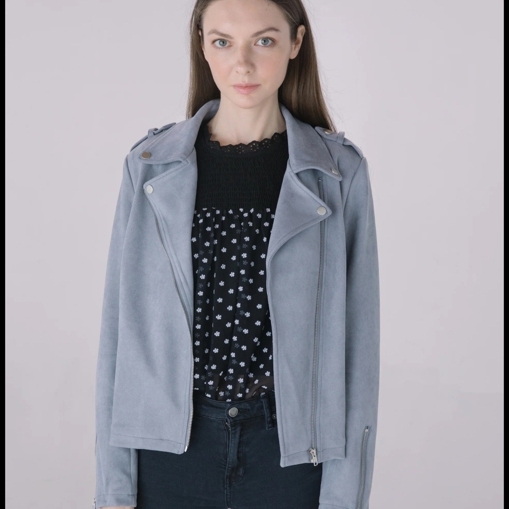 Solitaire Women's Light Gray Leather Jacket